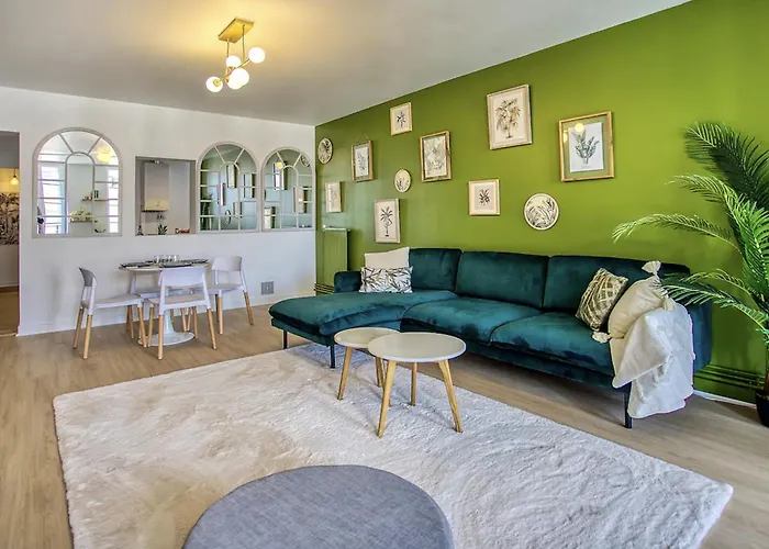 La Vegetale, Spacieuse Et Hyper Centre Angouleme